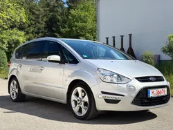 Grau Gebraucht 2015 Ford S-MAX Titanium Van / Kleinbus | 13.699 € (Guter Preis)
