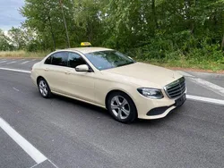 Gelb Gebraucht 2019 Mercedes E200 Limousine | 12.900 € (Superpreis)