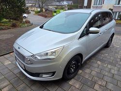 Silber Gebraucht 2015 Ford Grand C-Max Titanium Van / Kleinbus | 7.200 € (Fairer Preis)