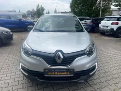 Silber Gebraucht 2018 Renault Captur Life SUV | 10.499 € (Fairer Preis)