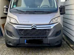 Grau Gebraucht 2021 Citroën Jumper Van / Kleinbus | 53.000 €