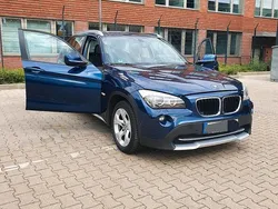 Blau Gebraucht 2011 BMW X1 SUV | 7.800 € (Guter Preis)