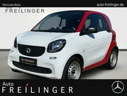 Weiß Gebraucht 2019 Smart ForTwo Coupé Coupé | 11.450 € (Fairer Preis)