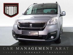 Grau Gebraucht 2016 Peugeot Partner Tepee Allure Van / Kleinbus | 11.855 € (Fairer Preis)