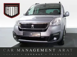Grau Gebraucht 2016 Peugeot Partner Tepee Allure Van / Kleinbus | 11.855 € (Fairer Preis)