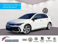 Pure white Gebraucht 2024 VW Golf VIII GTE Limousine | 40.740 € (Superpreis)