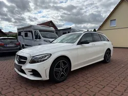 Weiß Gebraucht 2020 Mercedes C220 AMG line Limousine | 27.980 € (Guter Preis)
