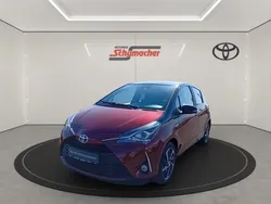 Rot Gebraucht 2019 Toyota Yaris Hybrid Style Kleinwagen | 16.240 € (Fairer Preis)