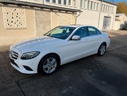 Weiß Gebraucht 2020 Mercedes C200 Limousine | 26.490 € (Guter Preis)