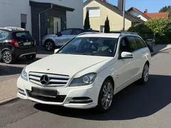 Weiß Gebraucht 2011 Mercedes C200 Kombi | 4.799 € (Fairer Preis)