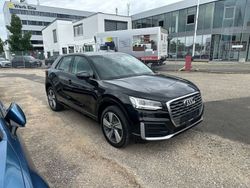 Schwarz Gebraucht 2017 Audi Q2 S-Line SUV | 16.799 € (Etwas zu teuer)