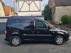 Schwarz Gebraucht 2011 VW Caddy Trendline Van / Kleinbus | 8.350 € (Fairer Preis)