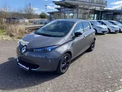 Grau (yttriumgrau) Gebraucht 2019 Renault Zoe Bose Edition Kleinwagen | 14.591 € (Teuer)