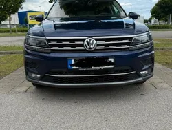 Blau Gebraucht 2019 VW Tiguan Highline SUV | 28.500 € (Fairer Preis)