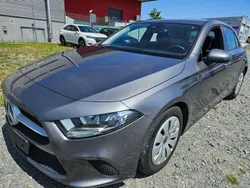 Grau Gebraucht 2021 Mercedes A180 Limousine | 18.921 € (Guter Preis)