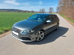 Grau Gebraucht 2011 Audi RS3 Sport Kleinwagen | 30.000 € (Fairer Preis)
