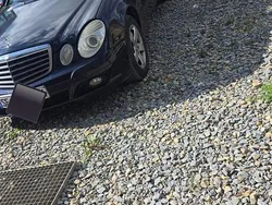 Blau Gebraucht 2007 Mercedes E220 Classic Kombi | 2.500 € (Guter Preis)