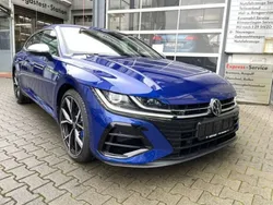 Blau Gebraucht 2021 VW Arteon R Kombi | 39.850 € (Teuer)