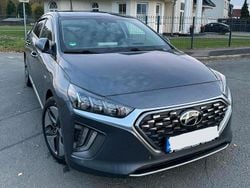 Grau Gebraucht 2019 Hyundai Ioniq Premium Kleinwagen | 14.900 € (Guter Preis)
