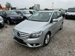 Silber Gebraucht 2014 Mercedes B200 Van / Kleinbus | 6.850 € (Guter Preis)