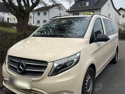Gelb Gebraucht 2020 Mercedes Vito Van | 18.999 €