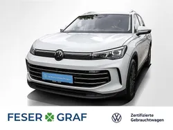 Pure white Gebraucht 2024 VW Tiguan Elegance SUV | 34.880 € (Fairer Preis)