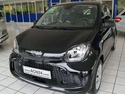 Schwarz Gebraucht 2021 Smart ForFour Electric Drive Passion Kleinwagen | 10.900 € (Fairer Preis)