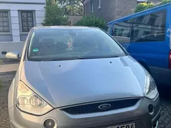 Grau Gebraucht 2007 Ford C-MAX Style Van / Kleinbus | 4.000 €
