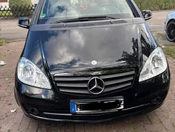 Schwarz Gebraucht 2010 Mercedes A160 Limousine | 2.200 € (Superpreis)