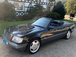 Schwarz Gebraucht 1994 Mercedes E320 Sportline Cabrio | 29.500 €
