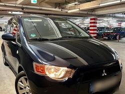 Blau Gebraucht 2012 Mitsubishi Colt Kleinwagen | 3.700 € (Fairer Preis)