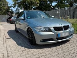 Silber Gebraucht 2006 BMW 320 Limousine | 3.800 € (Fairer Preis)