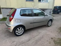 Silber Gebraucht 2003 Fiat Punto Kleinwagen | 1.500 € (Fairer Preis)