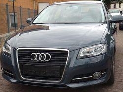 Grau Gebraucht 2012 Audi A3 Sportback Limousine | 5.450 € (Guter Preis)