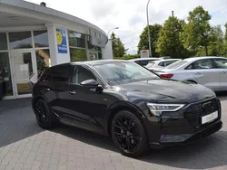 Schwarz Gebraucht 2022 Audi e-tron Advanced Plus SUV | 32.980 € (Fairer Preis)
