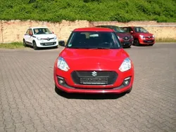 Rot Gebraucht 2020 Suzuki Swift Comfort Limousine | 8.999 € (Fairer Preis)