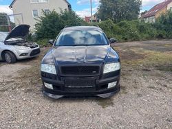 Schwarz Gebraucht 2006 Skoda Octavia Ambiente Kombi | 900 € (Superpreis)