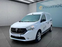 Weiß Gebraucht 2021 Dacia Dokker Van | 13.499 € (Etwas zu teuer)