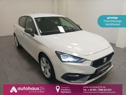 Weiß Gebraucht 2021 Seat Leon FR Limousine | 19.470 € (Fairer Preis)