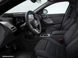 Black sapphire metallic Gebraucht 2024 BMW 118 Coupé Shadowline Coupé | 44.424 €