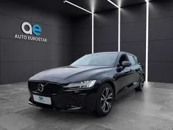 Black solid ´stone´ / solid Gebraucht 2021 Volvo V60 R-Design Kombi | 27.950 € (Guter Preis)