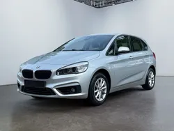 Silber Gebraucht 2017 BMW 218 Active Tourer Advantage Van / Kleinbus | 10.990 € (Guter Preis)