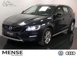 Savile grey / Gebraucht 2017 Volvo V60 CC Plus Kombi | 11.900 € (Superpreis)