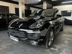 Schwarz Gebraucht 2017 Porsche Cayenne S Platinum Edition SUV | 57.000 €