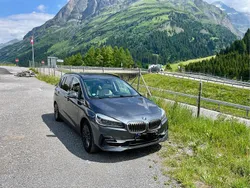 Grau Gebraucht 2018 BMW 218 Luxury Line Van / Kleinbus | 22.100 € (Teuer)