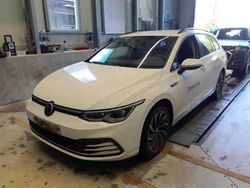 Weiß Gebraucht 2022 VW Golf VIII Style Kombi | 21.950 € (Guter Preis)