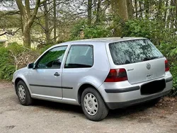 Silber Gebraucht 2001 VW Golf IV Basis Limousine | 1.600 € (Guter Preis)