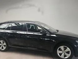 Schwarz metallic Gebraucht 2021 Skoda Superb Ambition Kombi | 23.850 € (Fairer Preis)