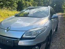Silber Gebraucht 2013 Renault Mégane III Limousine | 1.900 € (Superpreis)