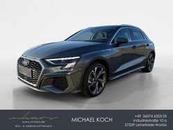Grau Gebraucht 2024 Audi A3 Sportback S-Line Kleinwagen | 29.990 € (Superpreis)